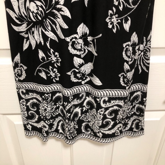 NWOT - Black & White Patterned Dress/Tunic - Picture 10 of 11